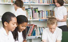 Browse our database of accredited courses for EAL specialists 